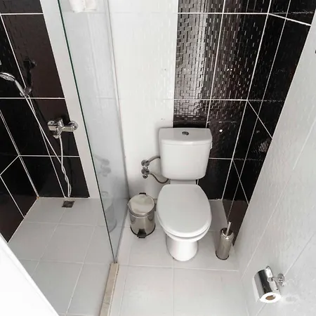 Hotel Sirin Baba *